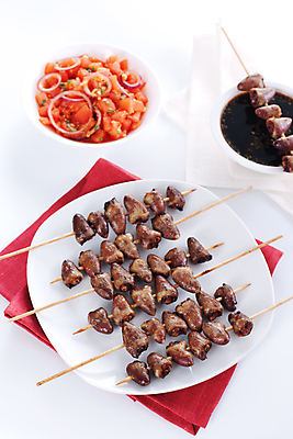 포토 JPG 해외이미지 전통 접시 아시아 음식 백그라운드 토마토 양파 건강 육류 요리 동양인 사람없음 목재 빨간색 갈색 일본 식사 저녁식사 치킨 튀김 흰색 하트 신선 뜨거움 막대기 사발 꼬치 맛 그릴 바비큐 굽기 지중해 먹기 준비 냅킨 점심식사 고립 케밥 대두 살사댄스 해외202004 해외포토 모양 나무 식기 나라 바다 컬러 컨셉 채소 식재료 재료 모션 주방용품 인종 춤 사기그릇 구이 닭고기요리 파일형식 이미지허브