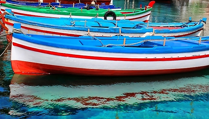 포토 JPG 해외이미지 전통 유럽 호수 바다 섬 여행 교통시설 자연 하늘 아침 낚시 휴가 휴식 항해 풍경 사람없음 야외 목재 물 여름 강 평화 일출 침묵 새벽 연못 보트 고독 명상 함선 장면 해외202004 해외포토 주간 자연요소 나무 계절 감정 나라 교통 컨셉 배_교통 재료 레저 노을 소리 시설 생태계 파일형식 이미지허브