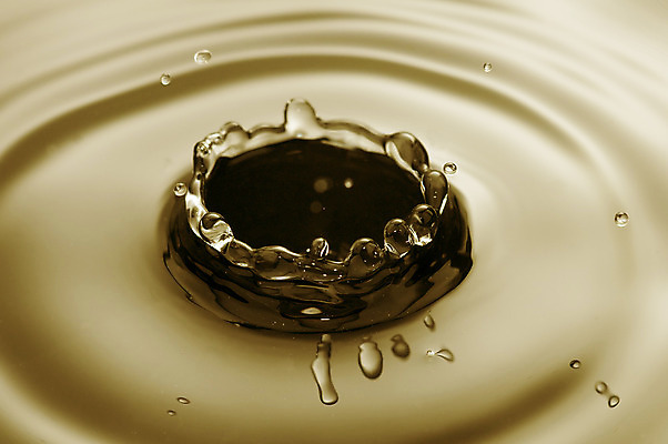 포토 JPG 해외이미지 디자인 파도 백그라운드 패턴 일러스트 창문 모션 자연 유리 추상 산 사람없음 물 파란색 강 세트 환경 봄 거품 폭포 젖음 흐름 가을 흰색 물방울 신선 투명 액체 개울 떨어짐 시원함 빗방울 질감 내추럴 고립 샤워실 현실 해외202004 해외포토 자연요소 계절 바다 컬러 컨셉 무늬 재질 비_날씨 생태계 샤워시설 파일형식 이미지허브