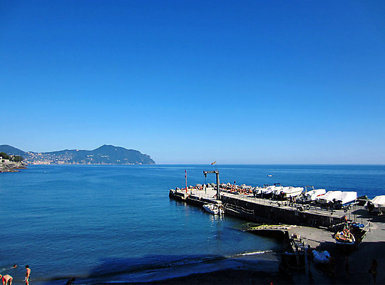 포토 JPG 해외이미지 유럽 바다 건축양식 하늘 사람없음 파란색 이탈리아 도시 역사 지중해 타운 해외202004 해외포토 건축 나라 컬러 파일형식 이미지허브