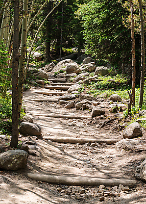 포토 JPG 해외이미지 공원 길 여행 북아메리카 자국 자연 산 풍경 사람없음 야외 환경 미국 개울 오솔길 땅 방문 서쪽 전국 콜로라도 로키산맥 해외202004 해외포토 공공시설 아메리카 강 방향 생태계 파일형식 이미지허브