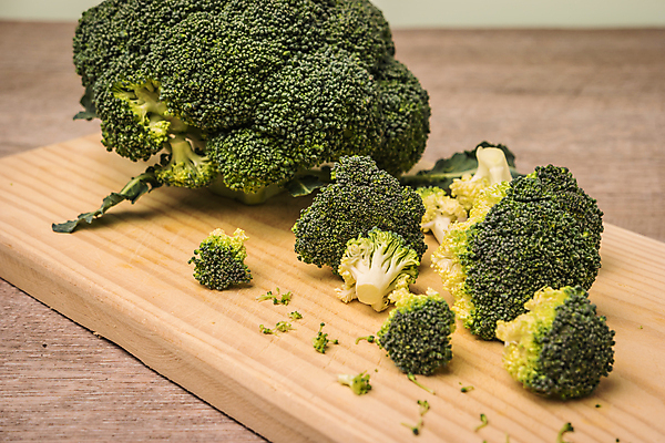 포토 JPG 해외이미지 식물 접시 음식 줄기 백그라운드 잎 농업 다이어트 채소 재료 탁자 도마 건강 요리 사람없음 목재 초록색 정원 어둠 봄 샐러드 나뭇가지 아기 신선 그룹 사발 맛 브로콜리 자르기 먹기 유기농 양배추 날것 시금치 내추럴 무료 숙성 채식주의자 해외202004 해외포토 나무 식기 웰빙 계절 산업 컬러 가구 컨셉 모션 주방용품 사람 사기그릇 채식 파일형식 이미지허브