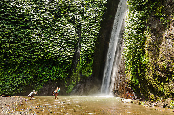 포토 JPG 해외이미지 공원 파도 비즈니스 모션 자연 풍경 사람없음 야외 물 햇빛 태양 환경 힘 봄 폭포 하이킹 젖음 흐름 에너지 가을 개울 해외202004 해외포토 자연요소 계절 공공시설 바다 컨셉 레저 강 생태계 파일형식 이미지허브