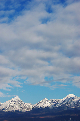포토 JPG 해외이미지 구름 유럽 자연 하늘 산 사람없음 슬로바키아 해외202004 해외포토 자연요소 나라 생태계 파일형식 이미지허브