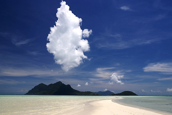포토 JPG 해외이미지 아시아 모래 바다 섬 자연 휴가 열대 풍경 해변 사람없음 물 모래사장 멀리 말레이시아 고립 이국적 해외202004 해외포토 자연요소 나라 생태계 파일형식 이미지허브