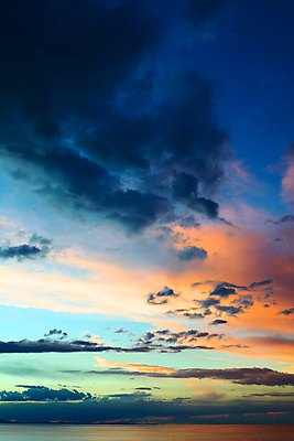 포토 JPG 해외이미지 구름 호수 여행 자연 하늘 풍경 사람없음 야외 세로 물 컬러풀 여행객 미국 황혼 일몰 새벽 저녁 문학 남쪽 볼리비아 해외202004 해외포토 자연요소 컬러 북아메리카 아메리카 사람 노을 야간 방향 생태계 파일형식 이미지허브