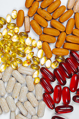 포토 JPG 해외이미지 과학 백그라운드 오렌지 건강 병원 사람없음 치료 빨간색 컬러풀 알약 약 노란색 고통 흰색 그룹 닫기 질병 약국 처방 해결 중독 조제 마약 백신 진통제 치료제 헬프 항생제 많음 해외202004 해외포토 감정 컬러 컨셉 과일 의학 모션 도움 만들기 파일형식 이미지허브