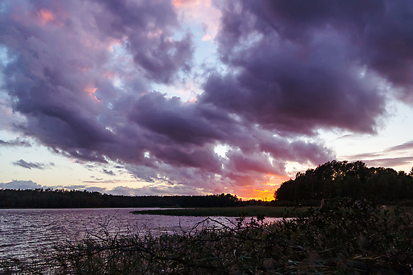 포토 JPG 해외이미지 구름 호수 오렌지 자연 하늘 불 풍경 사람없음 야외 빨간색 물 여름 강 컬러풀 햇빛 태양 일출 황혼 일몰 놀람 새벽 저녁 즐거움 매움 폭풍 마법 천국 해외202004 해외포토 자연요소 계절 감정 컬러 과일 날씨 표정 노을 맛 야간 생태계 파일형식 이미지허브