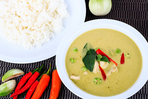 포토 JPG 해외이미지 전통 접시 아시아 문화 채소 태국 고추 밥 가지 거리 돼지고기 요리 동양인 사람없음 초록색 식당 식사 저녁식사 치킨 우유 흰색 뜨거움 사발 수프 먹기 레몬 허브 향신료 매움 코코넛 후추 카레 바질 점심식사 인기 해외202004 해외포토 식물 식기 나라 음식 컬러 과일 모션 유제품 육류 인종 상점 사기그릇 맛 닭고기요리 향미료 파일형식 이미지허브