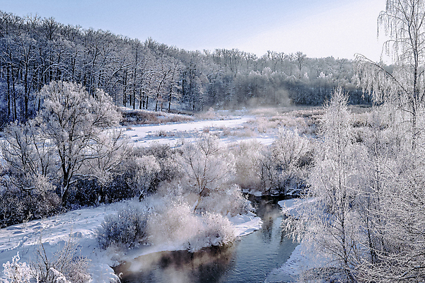 포토 JPG 해외이미지 나무 계절 공원 호수 백그라운드 크리스마스 겨울 자연 날씨 휴가 산 풍경 사람없음 야외 물 강 태양 반사 냉동 얼음 봄 추위 흰색 나뭇가지 연못 개울 숲 12월 질감 서리 장면 북쪽 1월 내추럴 2월 폭설 눈내림 해외202004 해외포토 자연요소 식물 공공시설 기념일 컬러 눈_날씨 날짜 자연재해 방향 생태계 파일형식 이미지허브