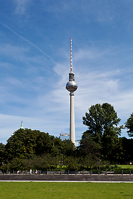 포토 JPG 해외이미지 유럽 하늘 독일 사람없음 탑 텔레비전 도시 심볼 라디오 신호 베를린 해외202004 해외포토 건축물 나라 전자제품 파일형식 이미지허브
