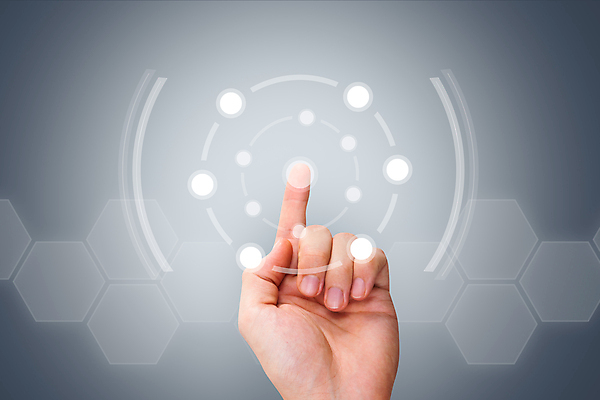 포토 JPG 해외이미지 손 남자 컨셉 인터넷 비즈니스 통신 손가락 열쇠 그래프 미래 사람 손짓 사람없음 컴퓨터 알약 디지털 스크린 모니터 자료 터치 정보 긴급 가리킴 타이핑 작업 메시지 선택 밀기 결과 연결 알림 심볼 분석 시스템 클릭 보여주기 진행 제어 키패드 터치스크린 해외202004 해외포토 모션 신체부위 전자제품 약 파일형식 이미지허브