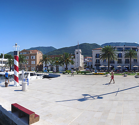 포토 JPG 해외이미지 유럽 바다 여행 요트 건축양식 자연 주택 파노라마 손바닥 풍경 해변 사람없음 건물 물 여름 도시풍경 반사 맑음 산책로 도시 만 보트 크루즈 지중해 기중기 휴양지 포트 스카이라인 몬테네그로 해외202004 해외포토 자연요소 건축물 손 계절 건축 나라 길 배_교통 날씨 촬영기법 장소 중장비 생태계 파일형식 이미지허브