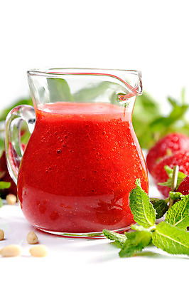 포토 JPG 해외이미지 그릇 접시 열매 음식 채소 딸기 유리병 사람없음 저녁식사 신선 고명 양념 자르기 먹기 민트 가득함 유기농 브런치 라임 토핑 칼로리 꿀 점심식사 과육 당뇨병 생식 채식주의자 핸드메이드 해외202004 해외포토 식물 식기 웰빙 과일 모션 병_용기 식사 질병 허브 채식 파일형식 이미지허브