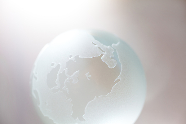 포토 JPG 해외이미지 지구 섬 여행 컨셉 지도 인터넷 일러스트 비즈니스 통신 공 유리 추상 사람없음 세계 글로벌 지구본 웹 행성 흰색 투명 크리스탈 땅 심볼 대륙 태평양 북쪽 동쪽 고립 서쪽 여의주 지리 해외202004 해외포토 바다 컬러 무늬 재질 우주 광석 방향 파일형식 이미지허브