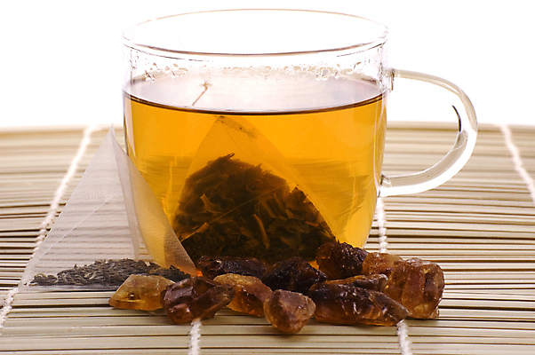 포토 JPG 해외이미지 티타임 실내 사람없음 찻잔 흰배경 티백 나무발 흑설탕 해외202004 해외포토 백그라운드 휴식 잔 내부 차_음료 흰색 설탕 파일형식 이미지허브