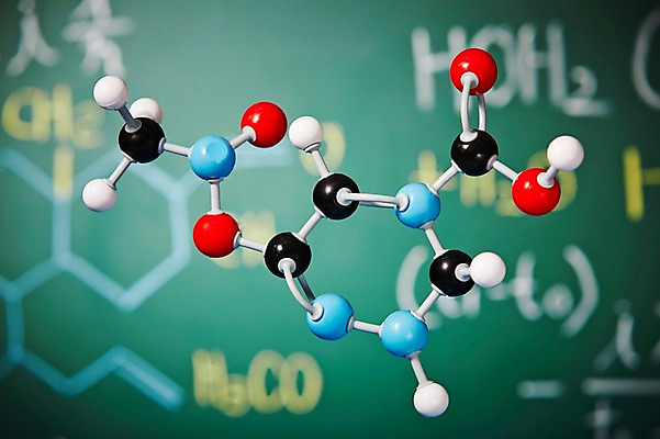 포토 JPG 스튜디오촬영 기호 교육 과학 배경화면 백그라운드 실내 실험 사람없음 아웃포커스 칠판 수학 오브젝트 교구 원자 공식 원소기호 국내포토 문자 교과목 촬영기법 내부 파일형식