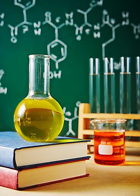 포토 JPG 스튜디오촬영 기호 교육 과학 백그라운드 실내 실험기구 실험 근접촬영 사람없음 아웃포커스 책 약 쌓기 칠판 수학 오브젝트 교구 비커 공식 원소기호 국내포토 문자 뷰포인트 교과목 의학 모션 촬영기법 내부 파일형식