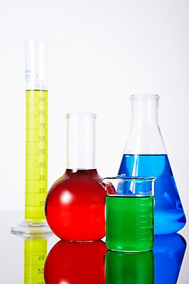 포토 JPG 스튜디오촬영 교육 과학 백그라운드 탁자 실내 실험기구 실험 사람없음 아웃포커스 약 반사 오브젝트 교구 비커 국내포토 가구 의학 촬영기법 내부 파일형식