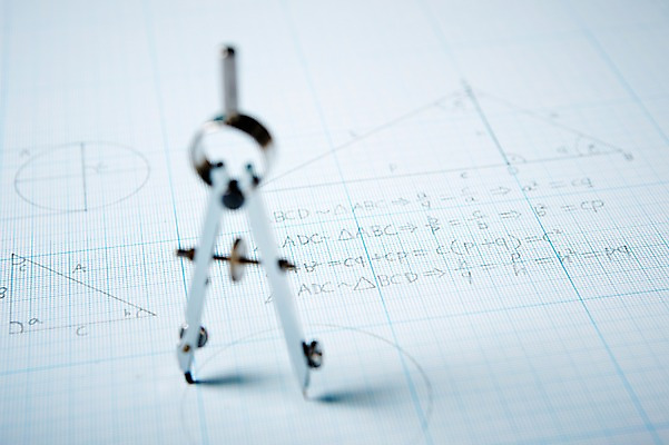 포토 JPG 스튜디오촬영 도형 교육 백그라운드 학용품 실내 근접촬영 사람없음 아웃포커스 수학 오브젝트 교구 컴파스 모눈종이 국내포토 종이 뷰포인트 교과목 문구용품 촬영기법 내부 파일형식