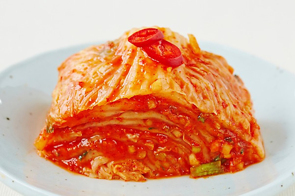 포토 JPG 스튜디오촬영 그릇 식기 접시 한식 고추 반찬 김치 실내 근접촬영 사람없음 전통음식 발효 배추김치 발효음식 국내포토 전통 음식 뷰포인트 채소 내부 파일형식