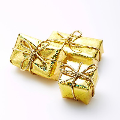 포토 JPG 스튜디오촬영 기념일 리본 크리스마스장식 크리스마스 포장 크리스마스용품 선물 누끼 이벤트 근접촬영 사람없음 장식 선물상자 상자 오브젝트 국내포토 뷰포인트 실내 용품 파일형식