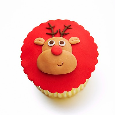 포토 JPG 스튜디오촬영 동물 기념일 음식 빵 컬러 크리스마스장식 크리스마스 크리스마스용품 사슴 디저트 누끼 이벤트 사람없음 장식 빨간색 케이크 루돌프 컵케이크 오브젝트 국내포토 포유류 실내 용품 파일형식