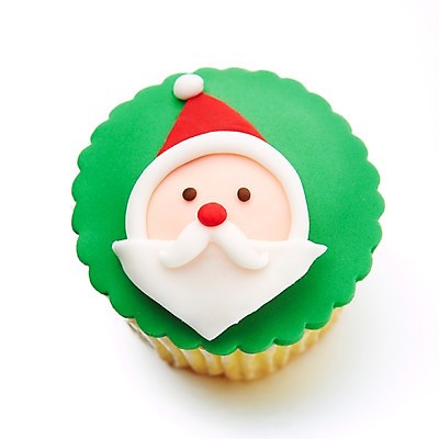 포토 JPG 스튜디오촬영 기념일 음식 빵 컬러 크리스마스장식 크리스마스 크리스마스용품 디저트 누끼 이벤트 사람없음 장식 초록색 산타클로스 케이크 컵케이크 오브젝트 국내포토 실내 용품 파일형식