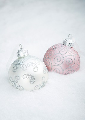 포토 JPG 스튜디오촬영 기념일 크리스마스장식 크리스마스 크리스마스용품 이벤트 사람없음 장식 설원 장식볼 방울 눈 오브젝트 국내포토 자연요소 날씨 눈_날씨 실내 용품 파일형식