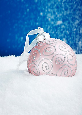 포토 JPG 스튜디오촬영 기념일 크리스마스장식 크리스마스 크리스마스용품 이벤트 근접촬영 사람없음 장식 설원 장식볼 방울 눈 오브젝트 눈내림 국내포토 자연요소 뷰포인트 날씨 눈_날씨 실내 용품 파일형식