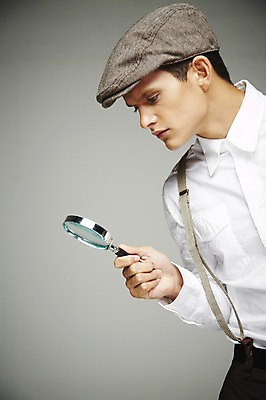 포토 JPG 스튜디오촬영 서양인 외국인 해외기획촬영 모자 응시 2012년태국 패션 남자 회색배경 돋보기 실내 한명 들기 사람 정장 상반신 20대 옆모습 관찰 멜빵 복고 청년만 청년남자만 청년남자한명만 성인남자한명만 국내포토 1 시선 잡화 옷 뷰포인트 백그라운드 모션 인종 청년 내부 회색 남자만 남자한명만 성인남자만 성인만 파일형식