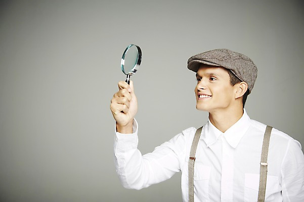 포토 JPG 스튜디오촬영 서양인 외국인 해외기획촬영 모자 응시 2012년태국 패션 남자 회색배경 돋보기 실내 한명 웃음 들기 사람 정장 상반신 20대 옆모습 관찰 멜빵 복고 청년만 청년남자만 청년남자한명만 성인남자한명만 국내포토 1 시선 잡화 옷 뷰포인트 백그라운드 모션 표정 인종 청년 내부 회색 남자만 남자한명만 성인남자만 성인만 파일형식