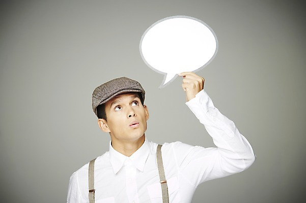 포토 JPG 스튜디오촬영 서양인 외국인 해외기획촬영 모자 2012년태국 패션 남자 말풍선 생각 회색배경 실내 한명 들기 사람 정장 상반신 20대 앞모습 올려보기 멜빵 복고 페이퍼플레이 청년만 청년남자만 청년남자한명만 성인남자한명만 국내포토 1 잡화 옷 뷰포인트 백그라운드 모션 인종 청년 내부 회색 남자만 남자한명만 성인남자만 성인만 파일형식