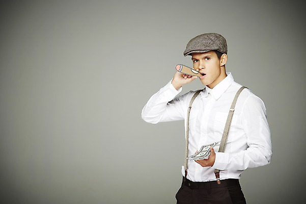 포토 JPG 스튜디오촬영 서양인 외국인 해외기획촬영 모자 2012년태국 패션 남자 지폐 돈 비즈니스 회색배경 흡연 담배 실내 한명 들기 사람 정장 상반신 20대 앞모습 금융 경제 물기 멜빵 복고 페이퍼플레이 청년만 청년남자만 청년남자한명만 성인남자한명만 국내포토 1 잡화 옷 뷰포인트 백그라운드 모션 인종 청년 내부 회색 재산 남자만 남자한명만 성인남자만 성인만 파일형식