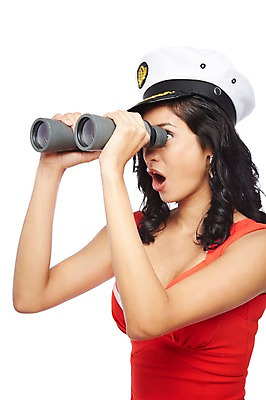 포토 JPG 스튜디오촬영 서양인 해외기획촬영 모자 긴머리 응시 2012년태국 원피스 여자 패션 실내 한명 들기 누끼 사람 상반신 20대 성인 옆모습 놀람 쌍안경 망원경 관찰 복고 마린룩 청년만 청년여자만 청년여자한명만 성인여자한명만 국내포토 외국인 1 헤어스타일 시선 잡화 옷 감정 뷰포인트 모션 표정 청년 내부 여자만 여자한명만 성인여자만 성인만 파일형식