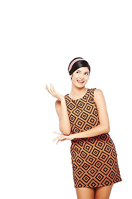 포토 JPG 스튜디오촬영 서양인 해외기획촬영 응시 2012년태국 원피스 여자 패션 포즈 모션 실내 한명 서기 웃음 누끼 사람 손짓 20대 성인 앞모습 청춘 활발 춤 머리띠 추억 즐거움 복고 디스코 복고댄스 청년만 청년여자만 청년여자한명만 성인여자한명만 국내포토 외국인 1 시선 옷 감정 음악 뷰포인트 컨셉 장신구 문화예술 표정 청년 내부 여자만 여자한명만 성인여자만 성인만 파일형식