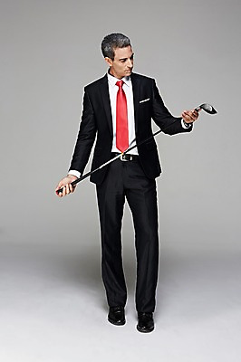 포토 JPG 스튜디오촬영 전신 서양인 해외기획촬영 남자 2013년태국 40대 중년 골프 비즈니스 CEO 사업가 중년라이프 골프클럽 실내 한명 서기 들기 사람 정장 앞모습 비즈니스라이프 운동 골프채 비즈니스맨 중년남자한명만 국내포토 외국인 직업 1 라이프스타일 옷 뷰포인트 모션 골프용품 건강 성인 내부 구기 직장인 남자한명만 중년남자만 파일형식