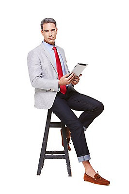 포토 JPG 스튜디오촬영 전신 서양인 해외기획촬영 남자 2013년태국 40대 중년 의자 비즈니스 중년라이프 실내 한명 들기 누끼 사람 앉기 옆모습 캐주얼 비즈니스라이프 태블릿 웹서핑 비즈니스맨 중년남자한명만 국내포토 외국인 1 라이프스타일 옷 뷰포인트 가구 모션 성인 내부 전자제품 스마트기기 직장인 남자한명만 중년남자만 파일형식