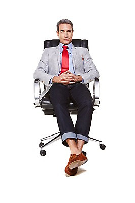 포토 JPG 스튜디오촬영 전신 서양인 해외기획촬영 남자 2013년태국 40대 중년 의자 비즈니스 중년라이프 실내 한명 누끼 사람 앉기 앞모습 캐주얼 비즈니스라이프 비즈니스맨 중년남자한명만 국내포토 외국인 1 라이프스타일 옷 뷰포인트 가구 모션 성인 내부 직장인 남자한명만 중년남자만 파일형식