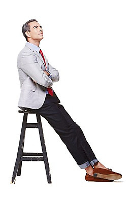 포토 JPG 스튜디오촬영 전신 서양인 해외기획촬영 남자 2013년태국 40대 중년 의자 비즈니스 중년라이프 실내 한명 누끼 사람 앉기 옆모습 캐주얼 비즈니스라이프 팔짱 올려보기 비즈니스맨 중년남자한명만 국내포토 외국인 1 라이프스타일 옷 뷰포인트 가구 모션 성인 내부 직장인 남자한명만 중년남자만 파일형식