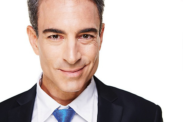 포토 JPG 스튜디오촬영 서양인 해외기획촬영 남자 얼굴 2013년태국 40대 중년 비즈니스 중년라이프 실내 한명 웃음 누끼 사람 정장 상반신 앞모습 신체부위 비즈니스라이프 비즈니스맨 중년남자한명만 국내포토 외국인 1 라이프스타일 옷 뷰포인트 표정 성인 내부 직장인 남자한명만 중년남자만 파일형식