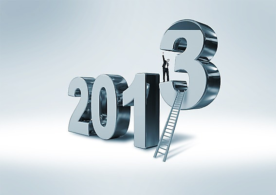 PSD 외국인 편집 편집이미지 남자 비즈니스 사다리 한명 서기 사람 정장 앞모습 숫자 3D 파이팅 직장인 비즈니스맨 2013년 남자만 남자한명만 이미지편집 편집3D 직업 문자 1 옷 뷰포인트 모션 인종 도구 연도 디지털합성 파일형식