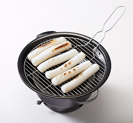 포토 JPG 스튜디오촬영 음식 디저트 떡 실내 사람없음 그릴 구이 겨울음식 겨울간식 가래떡 떡구이 국내포토 겨울 주방용품 내부 파일형식