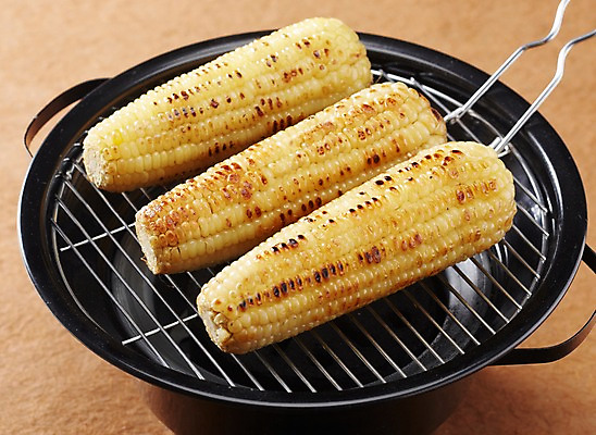 포토 JPG 스튜디오촬영 음식 디저트 실내 옥수수 사람없음 그릴 겨울음식 겨울간식 군옥수수 국내포토 겨울 주방용품 곡류 내부 파일형식