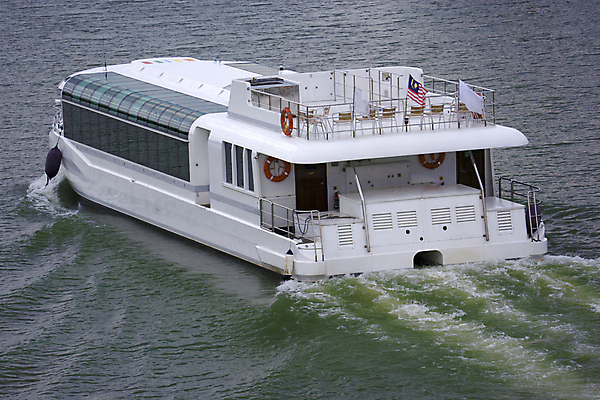 포토 JPG 해외이미지 호수 바다 여행 교통시설 항해 사람없음 물 강 여행객 보트 크루즈 함선 모터보트 뱃놀이 해외202004 해외포토 자연요소 교통 배_교통 사람 전통놀이 시설 파일형식 이미지허브