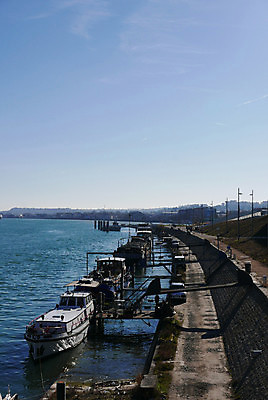 포토 JPG 해외이미지 건축양식 파노라마 사람없음 건물 강 도시 역사 재산 리옹 해외202004 해외포토 건축물 건축 촬영기법 금융 파일형식 이미지허브