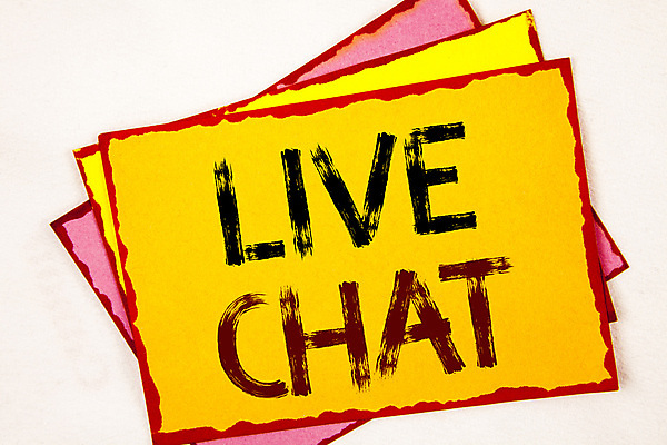 포토 JPG 해외이미지 인터넷 통신 모바일 말하기 대화 사람없음 스마트폰 핸드폰 컴퓨터 글로벌 디지털 헤드폰 웹 정보 타이핑 네트워크 메시지 어플리케이션 연결 무선전화기 서비스 부름 온라인 인터넷주소 소통 문자메시지 소셜 인터페이스 채팅 생존 네트워킹 포럼 해외202004 해외포토 음향기기 컨셉 모션 전자제품 스마트기기 토론 전화기 파일형식 이미지허브