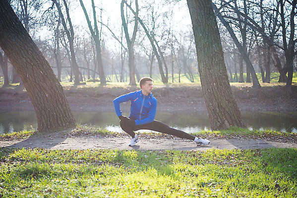 포토 JPG 해외이미지 라이프스타일 공원 남자 건강 한명 사람 성인 야외 달리기 조깅 운동 맑음 스트레칭 연습 성인남자한명만 해외202004 해외포토 1 공공시설 모션 날씨 생활 남자한명만 성인남자만 파일형식 이미지허브