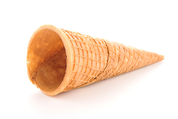 포토 JPG 해외이미지 디저트 실내 사람없음 흰배경 아이스크림콘 바삭바삭 해외202004 해외포토 음식 백그라운드 컨셉 내부 흰색 콘 파일형식 이미지허브