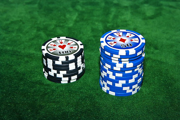 포토 JPG 해외이미지 돈 2 탁자 3 사람없음 강 세트 쌓기 10 쌍 9 신용카드 4 8 왕 6 카지노 롤 5 포커 잭 여왕 7 돌봄 에이스 접기 직진 토너먼트 해외202004 해외포토 가구 모션 금융 숫자 게임 트럼프 재산 도박 파일형식 이미지허브